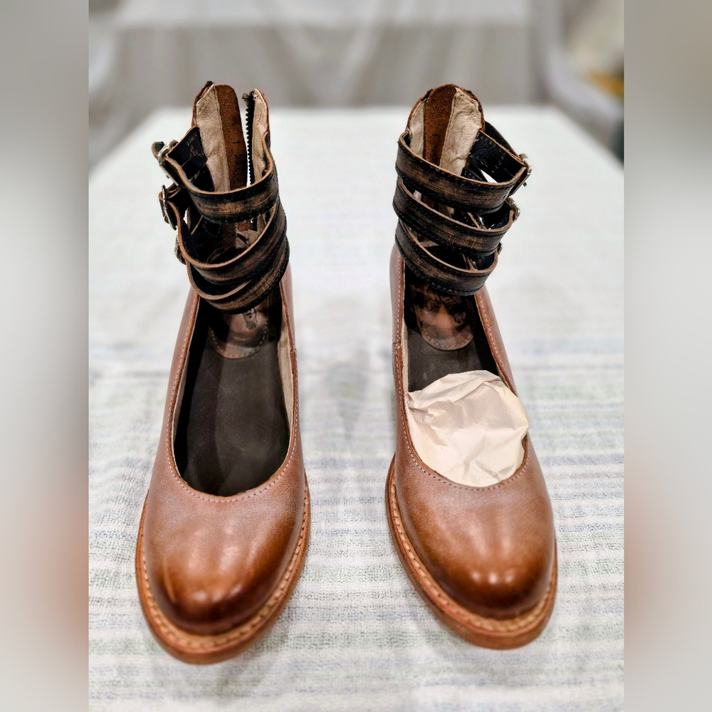 Freebird Brown Leather Women's Mary Janes NWOT
